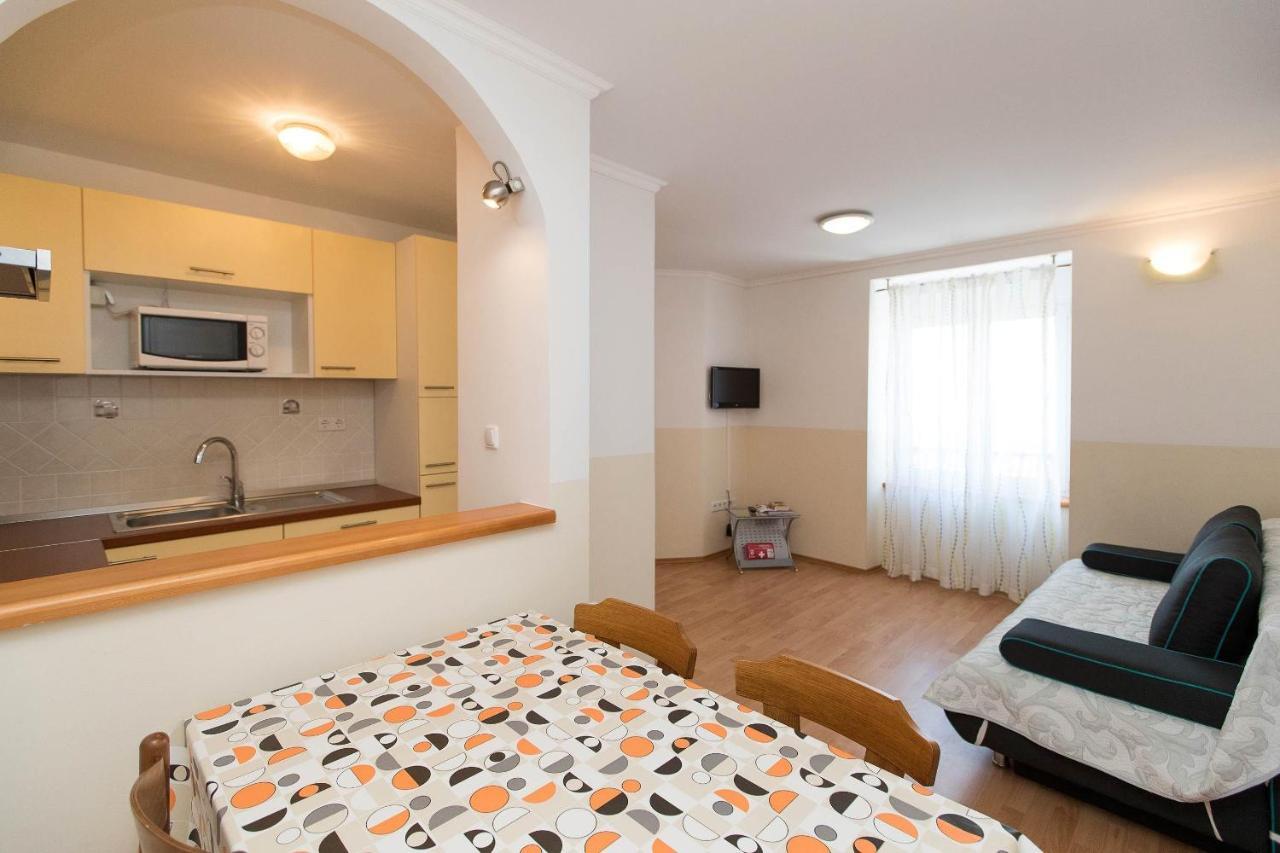 Apartments Carmen Crikvenica Extérieur photo